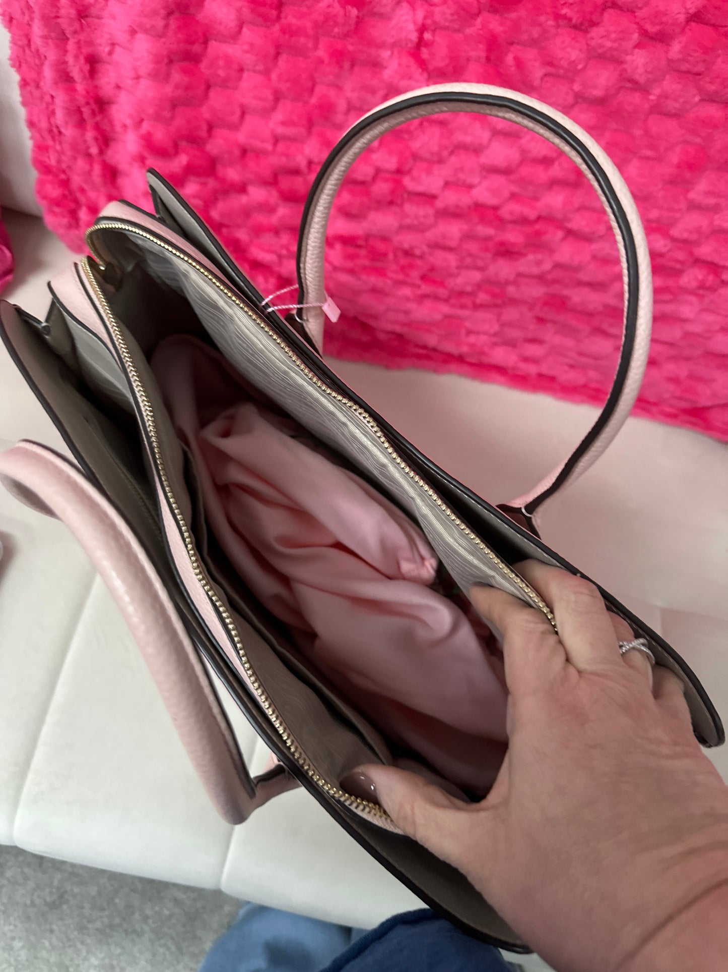 Kate Spade Pink preloved like new condition